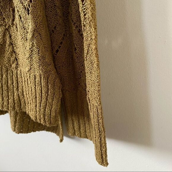 DAYTRIP-OPEN Knit Pocket Button Down Cardigan - Picture 6 of 9